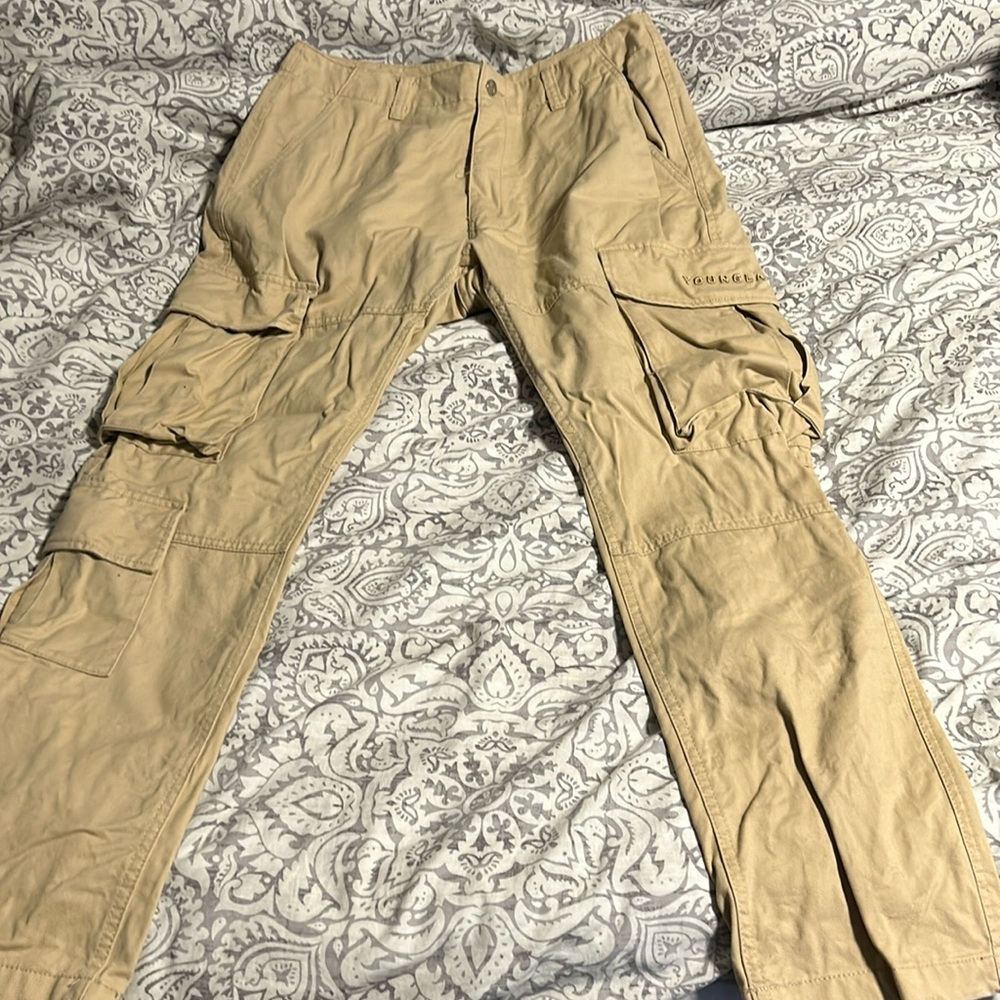 YoungLA cargos
